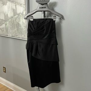 NWT White House Black Market satin peplum strapless dress size 6